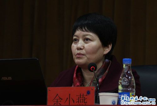 学校举办关爱女教师健康知识讲座