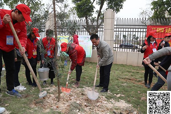 植树添绿  共同打造绿色钦院