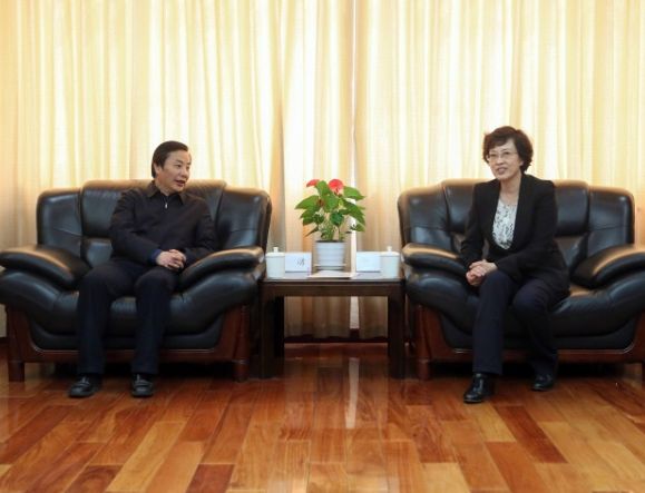 中国人民大学与青海民族大学签订对口支援协议