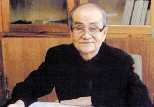 进出“三大院”高官，谁当上中纪委书记？