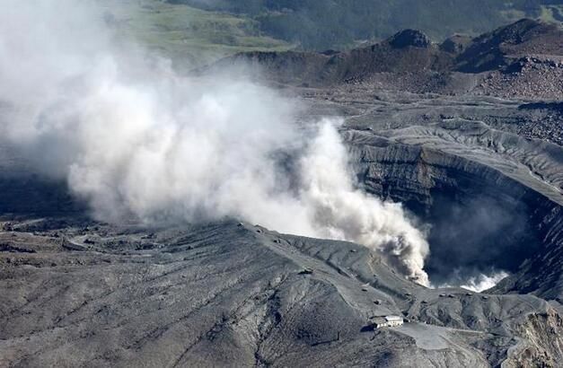 日本阿苏山发生小规模喷发与地震无直接关系