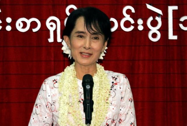 昂山素季缅甸新年发表电视讲话 呼吁修改现行宪法
