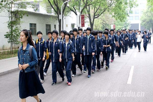 山东大学举行2016年中学生校园体验月活动