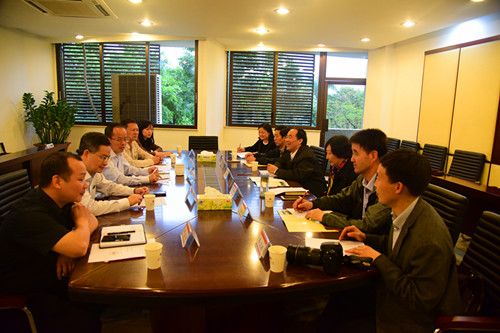 河南财经政法大学党委副书记李随生一行来我校交流