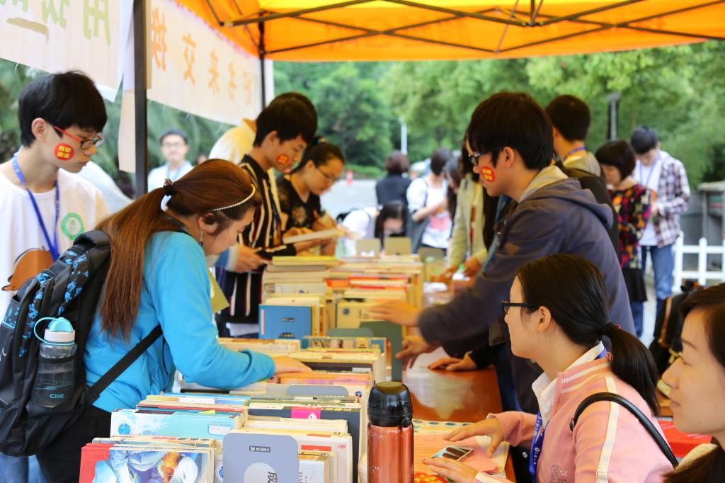 2016年三峡大学“阅读推广月”正式启动