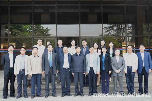 教育部副部长杜占元来校调研