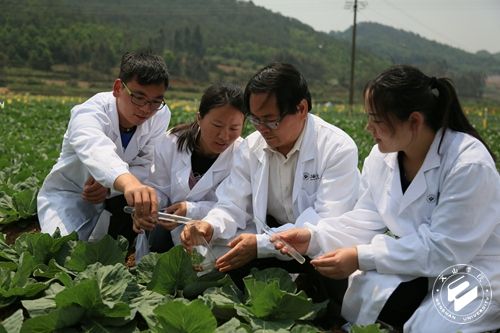 上好五堂课，为精准扶贫提供有力支撑