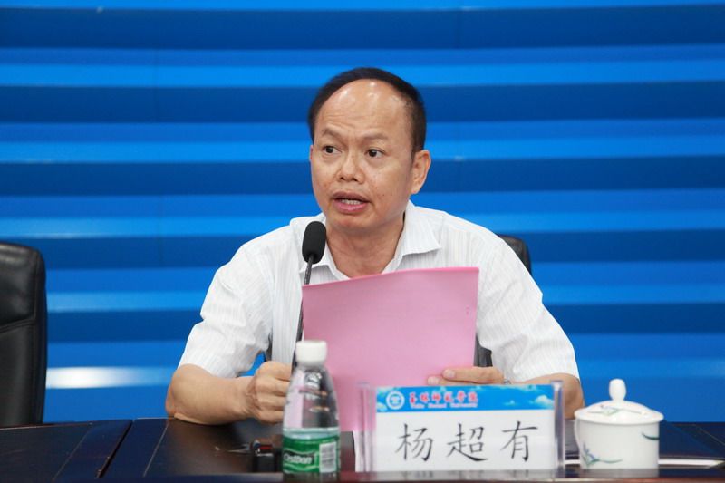 2016年玉林市“大学生征兵工作宣传月活动”启动仪式在我校举行2016-05-11 152423 作者朱燕河 梁雯雯 何月秋 欧军武 来源 点击