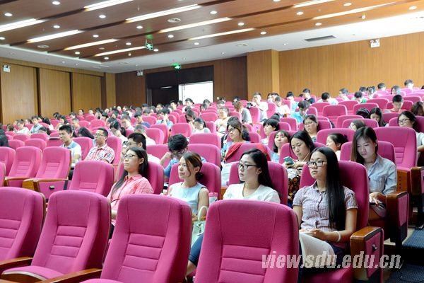 山大召开科学道德与学风建设宣讲报告会