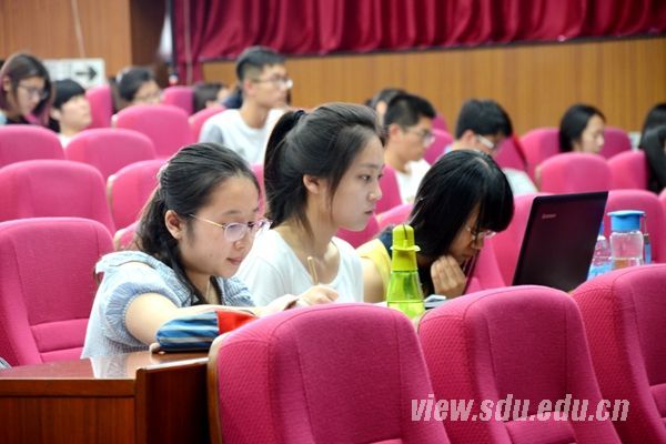 山大召开科学道德与学风建设宣讲报告会