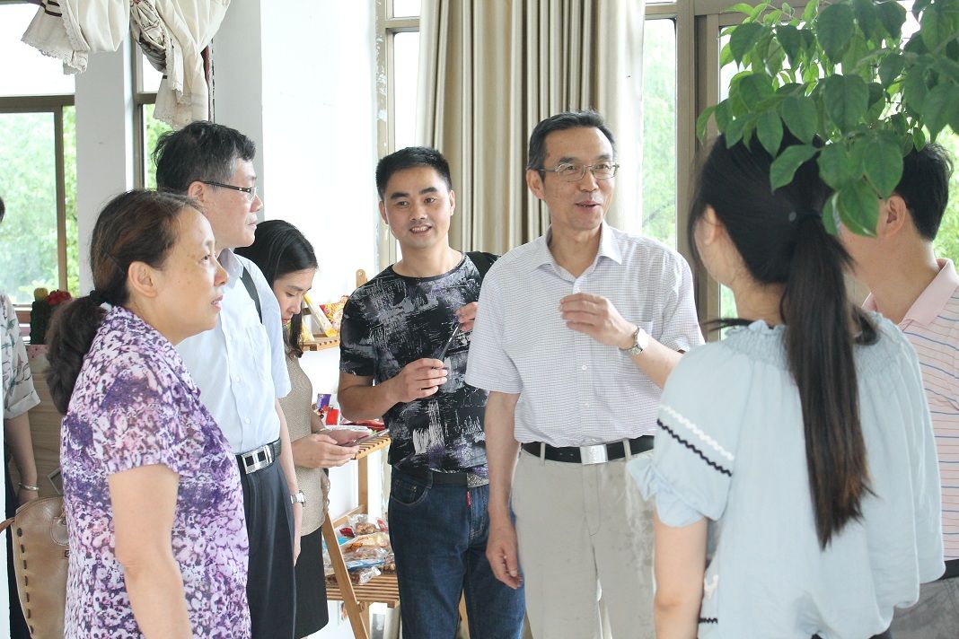 福州职业技术学院沈锦华一行来我校考察交流创新创业教育工作