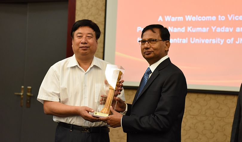 印度贾坎德中央大学Nand Kumar Yadav 副校长一行来校交流