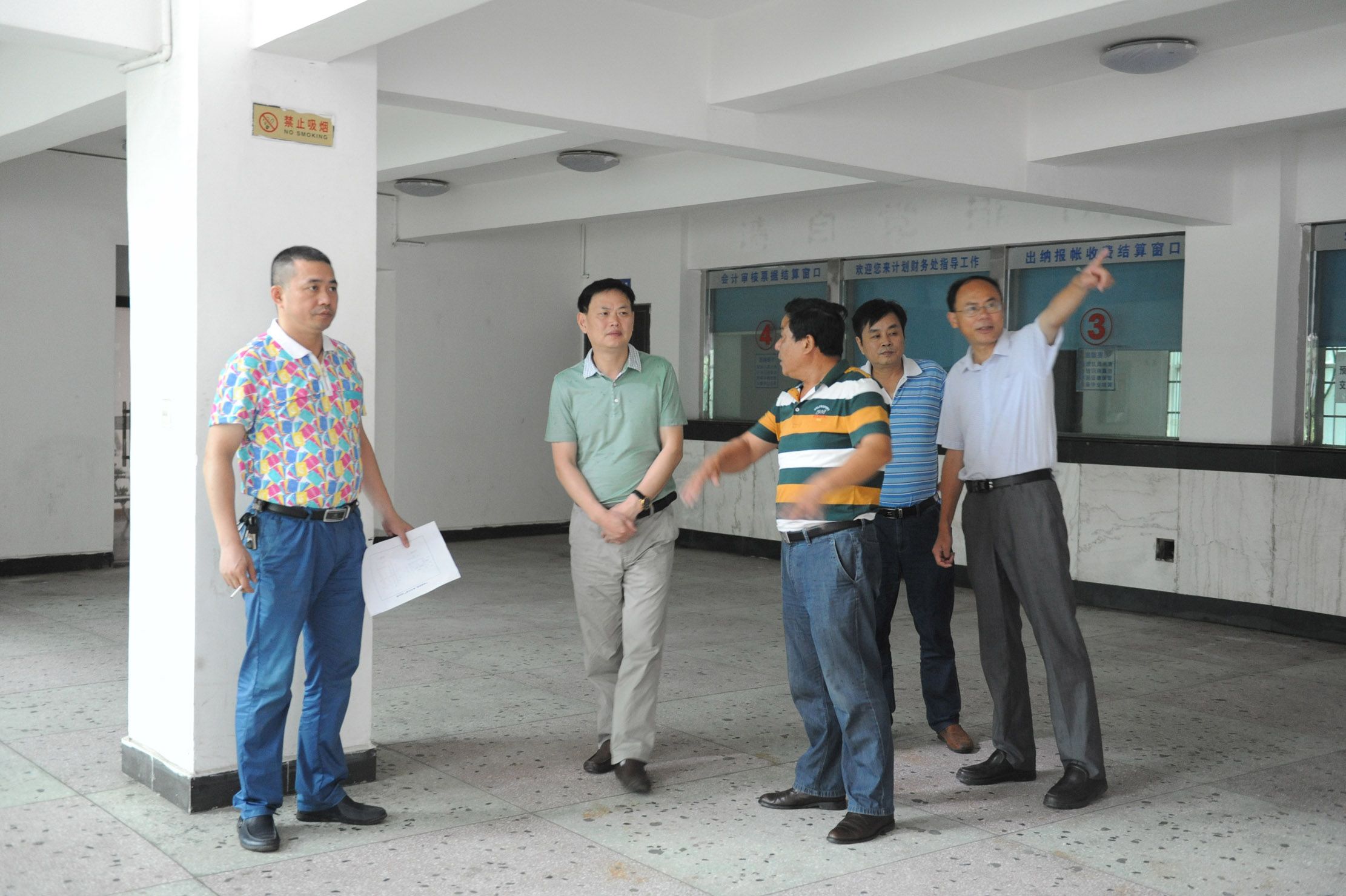 常德市科技局副局长罗功大一行对两个拟立科技项目进行现场考察