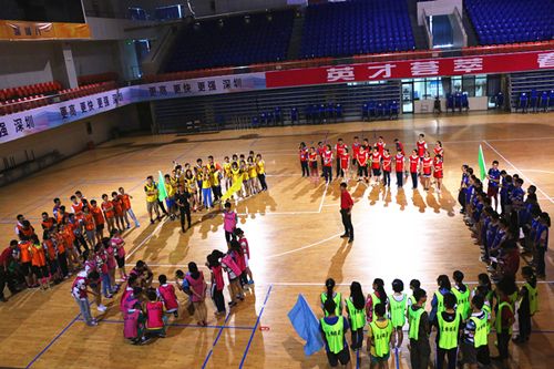 深圳大学2016年优秀中学生夏令营进入第二天