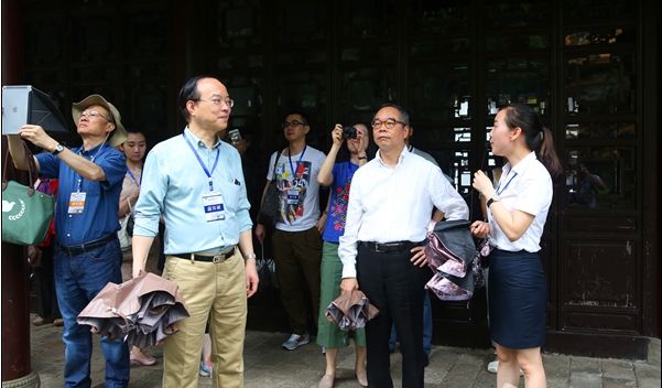 “艺海流金——感悟湘风楚韵”港澳文化界代表走进岳麓书院图文