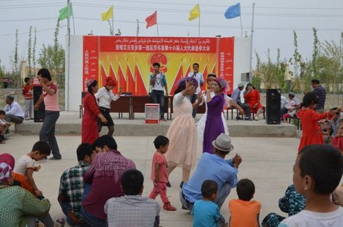 图新疆师范大学“访民情 惠民生 聚民心”系列活动简报第154期