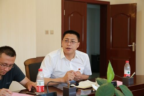 图自治区教育工委书记、教育厅党组书记梁超一行督导调研我校开展民族团结进步年工作情况