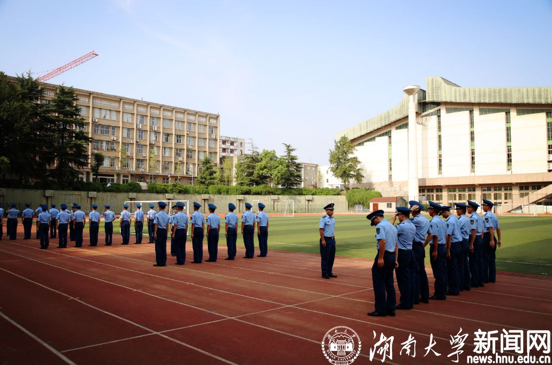 百余名国防生复训 备战2016级本科生军训图文