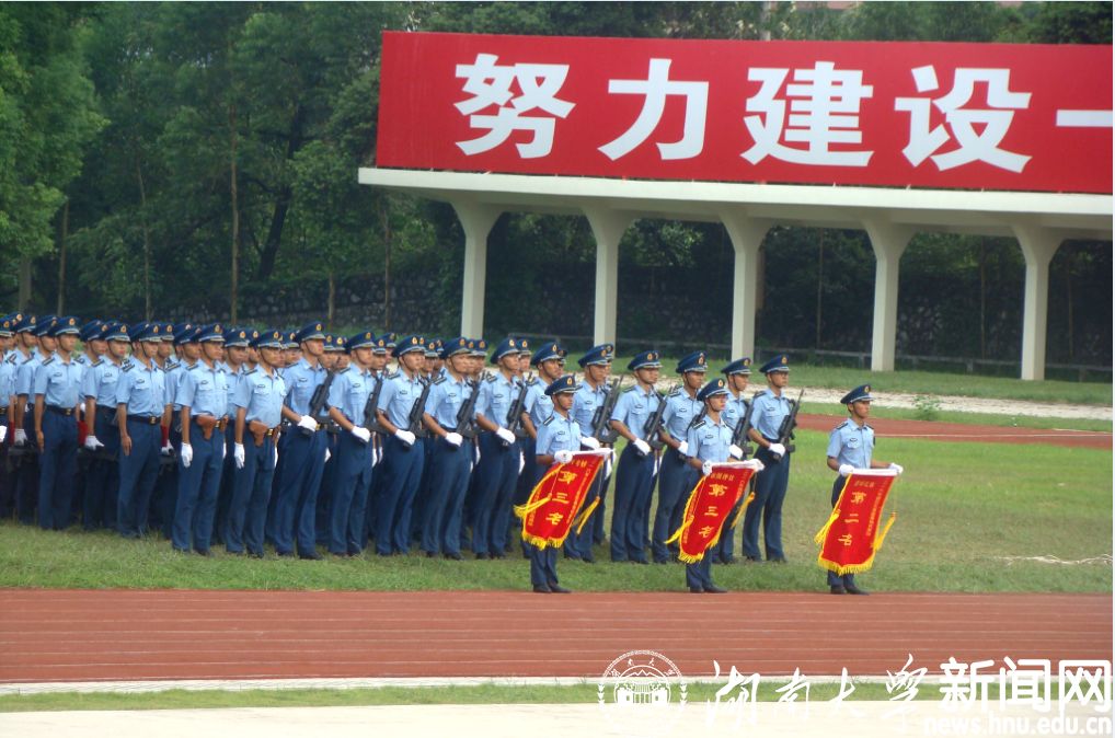 矢志蓝天空军国防生暑期基地化集中训练图文