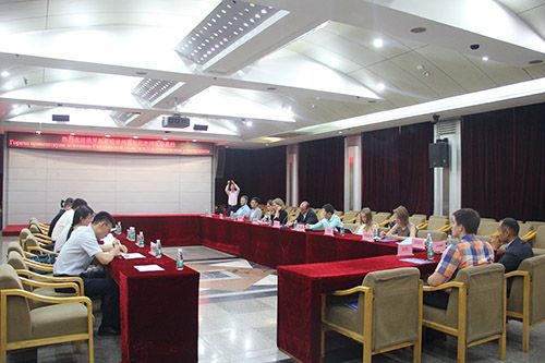 俄罗斯萨哈林州青年代表团与我校师生座谈交流