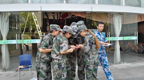 图我校代表自治区参加第三届全国学生军事训练营活动