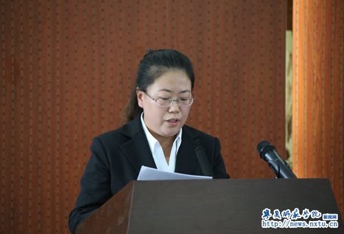 学校举行退休教工荣休、新教师入职培训启动仪式