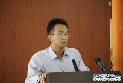 学校举行退休教工荣休、新教师入职培训启动仪式
