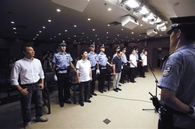 快播案时隔八个月再开庭 CEO王欣认罪