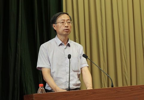 辽宁大学召开庆祝第32个教师节表彰大会