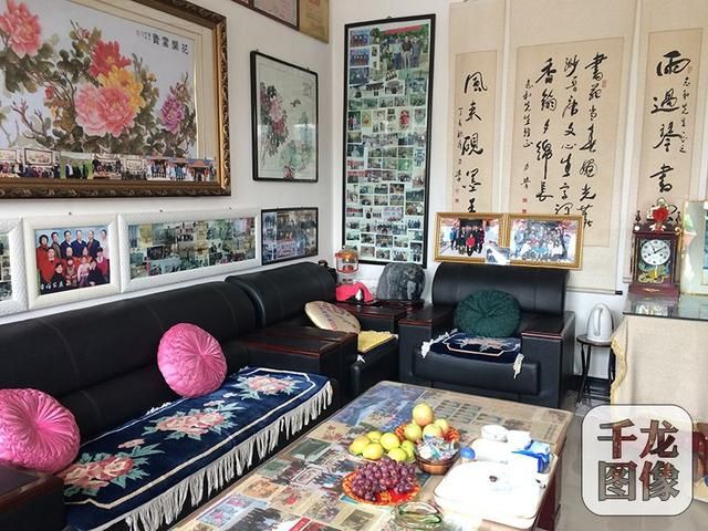 网络媒体走转改界石铺走出的“敬礼老兵”