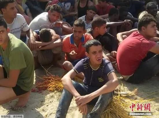 难民船埃及沉没4男子还押候审 被控贩卖人口