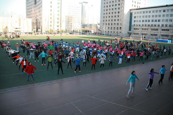 我院召开庆祝三八国际劳动妇女节大会