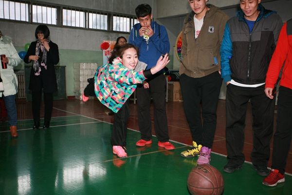 我院召开庆祝三八国际劳动妇女节大会