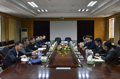 市人大常委会副主任韦瑞灵带队到我校推进百东校区规划建设