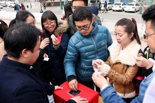 我校开展第四届研究生 “女生节”系列运动