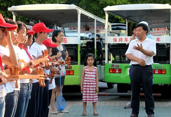 榕江县太平小门生师生来校参观